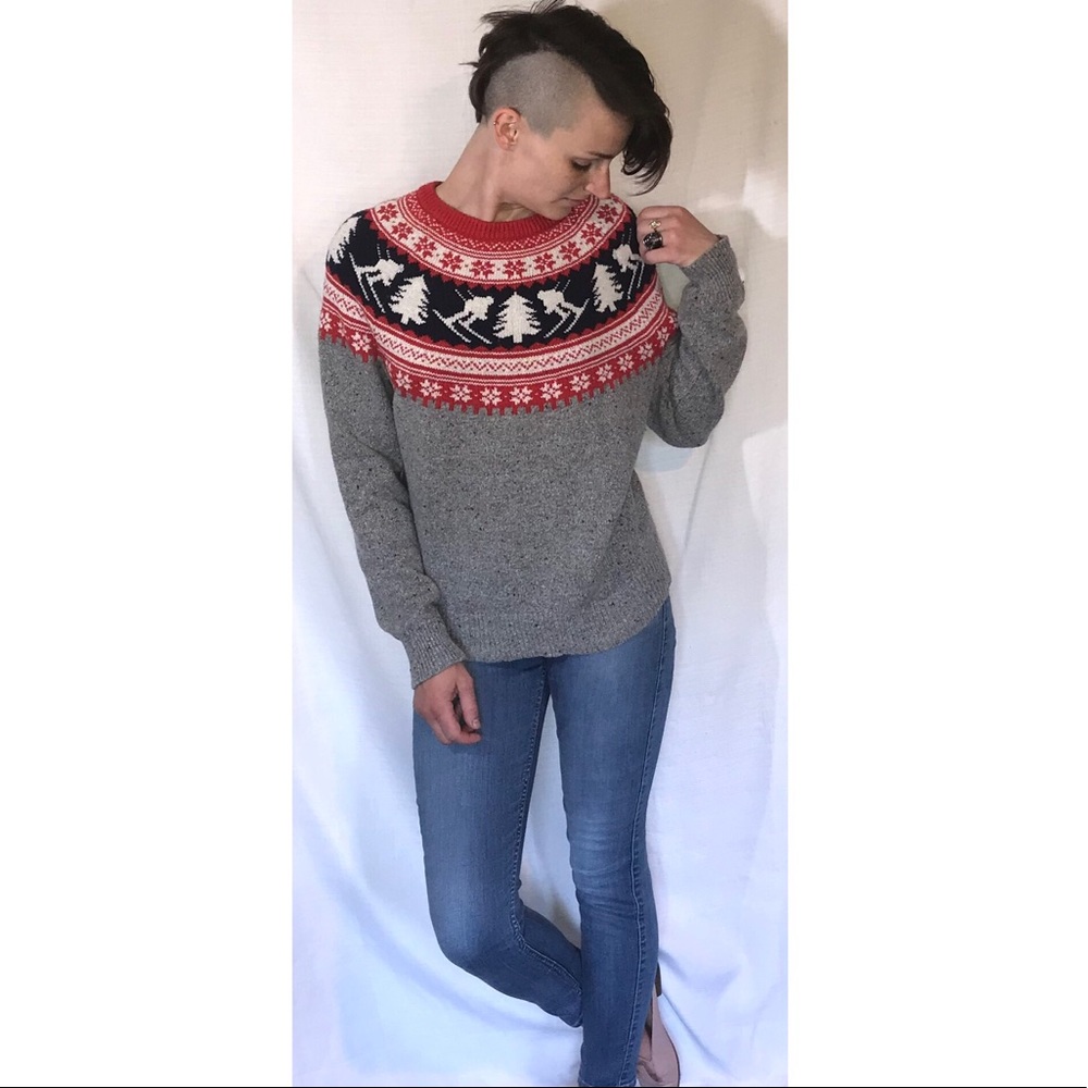 American Eagle seriously soft ski crew sweater